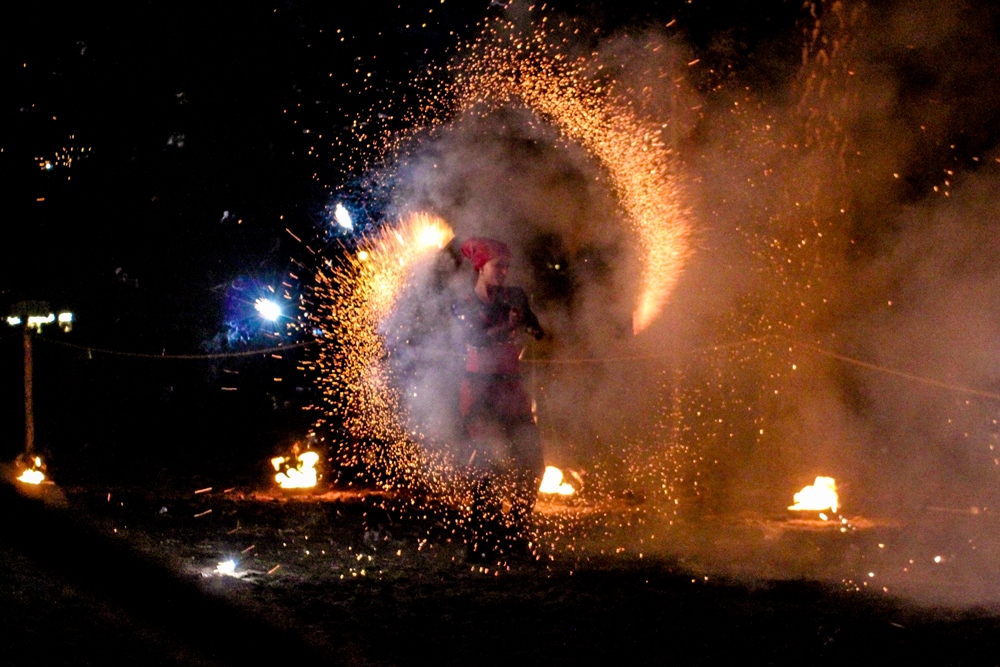 2012-Satzvey-Herbst-Nacht-Feuershow-04